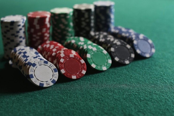Statistik permainan slot menampilkan volatilitas, RTP, dan fitur bonus di platform keceslot