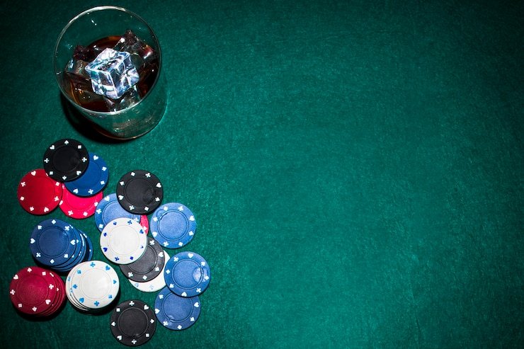 Tampilan simbol liar dan garis pembayaran di Wild West Gold